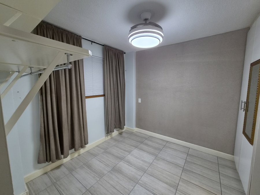 1 Bedroom Property for Sale in Humewood Eastern Cape
